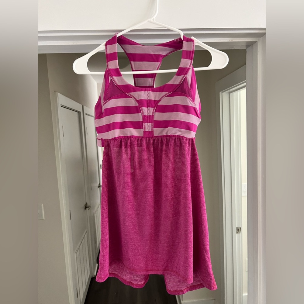 Lululemon 2-In-Run Tank: Heathered Raspberry/Micro Macro Stripe Raspberry Sz 6!